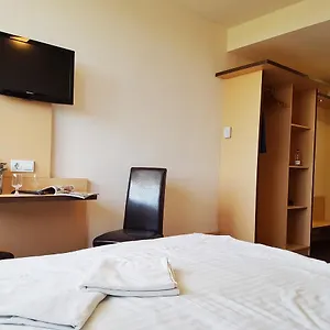 *** Hotel Pest Hungría